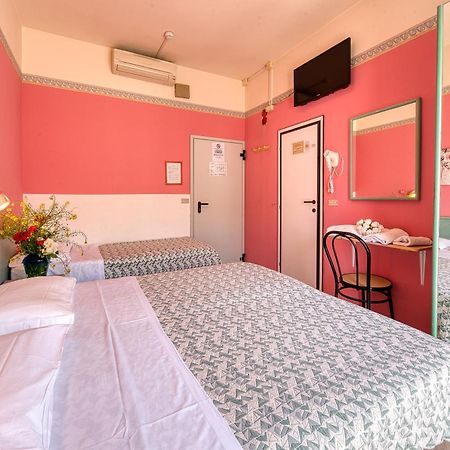 Hotel Sabbia D'Oro Rimini Kültér fotó