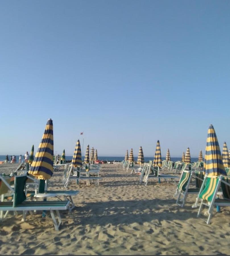 Hotel Sabbia D'Oro Rimini Kültér fotó