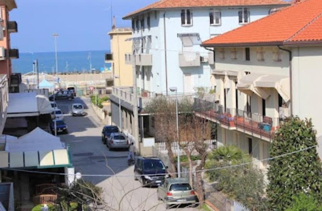 Hotel Sabbia D'Oro Rimini Kültér fotó