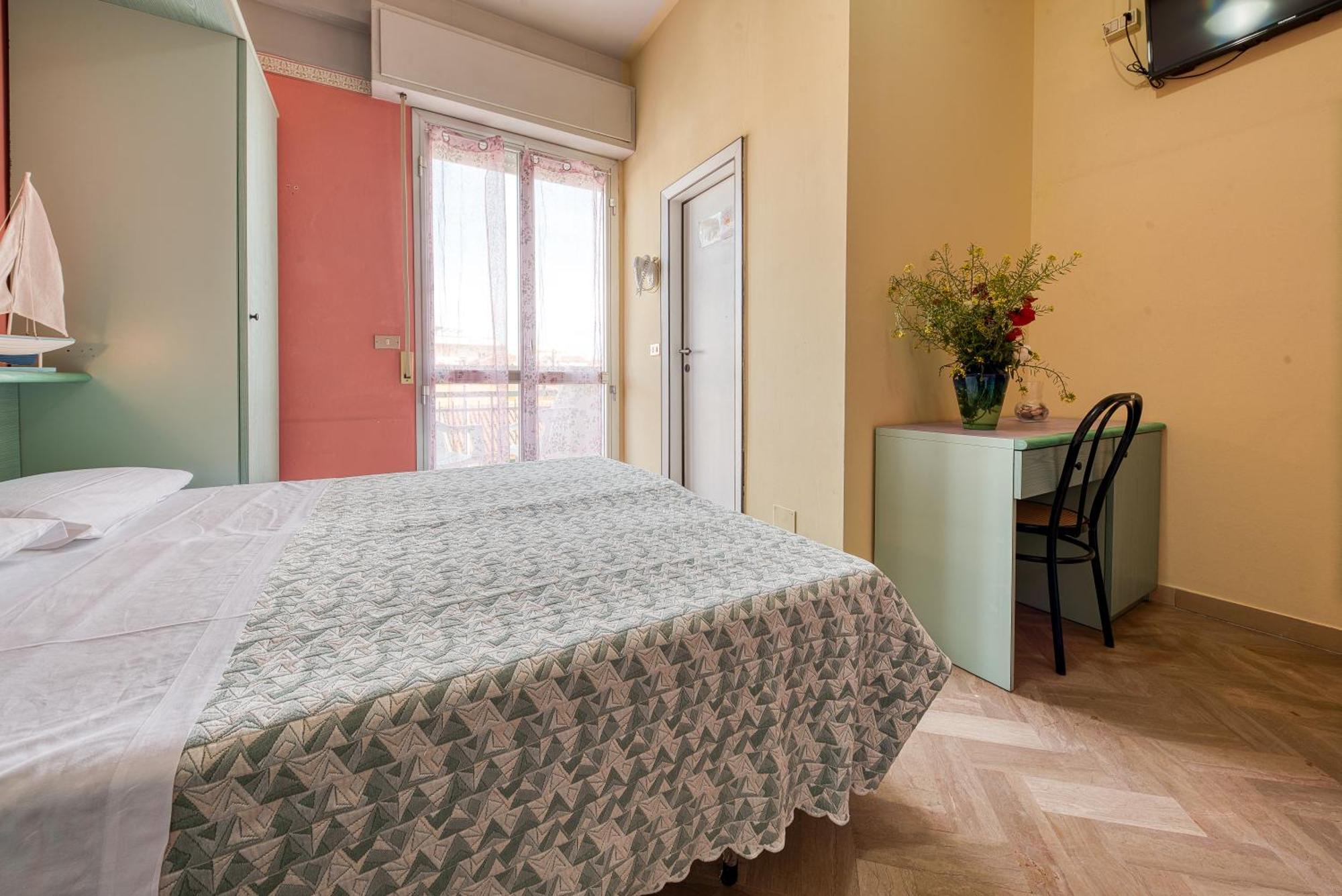 Hotel Sabbia D'Oro Rimini Kültér fotó