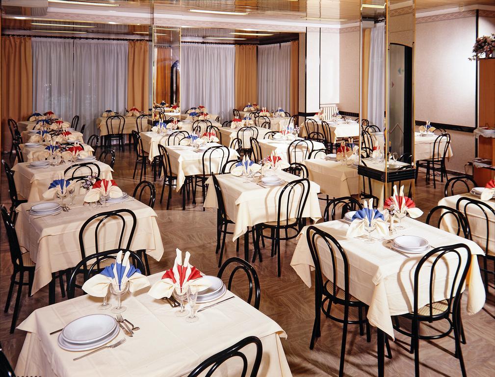 Hotel Sabbia D'Oro Rimini Kültér fotó