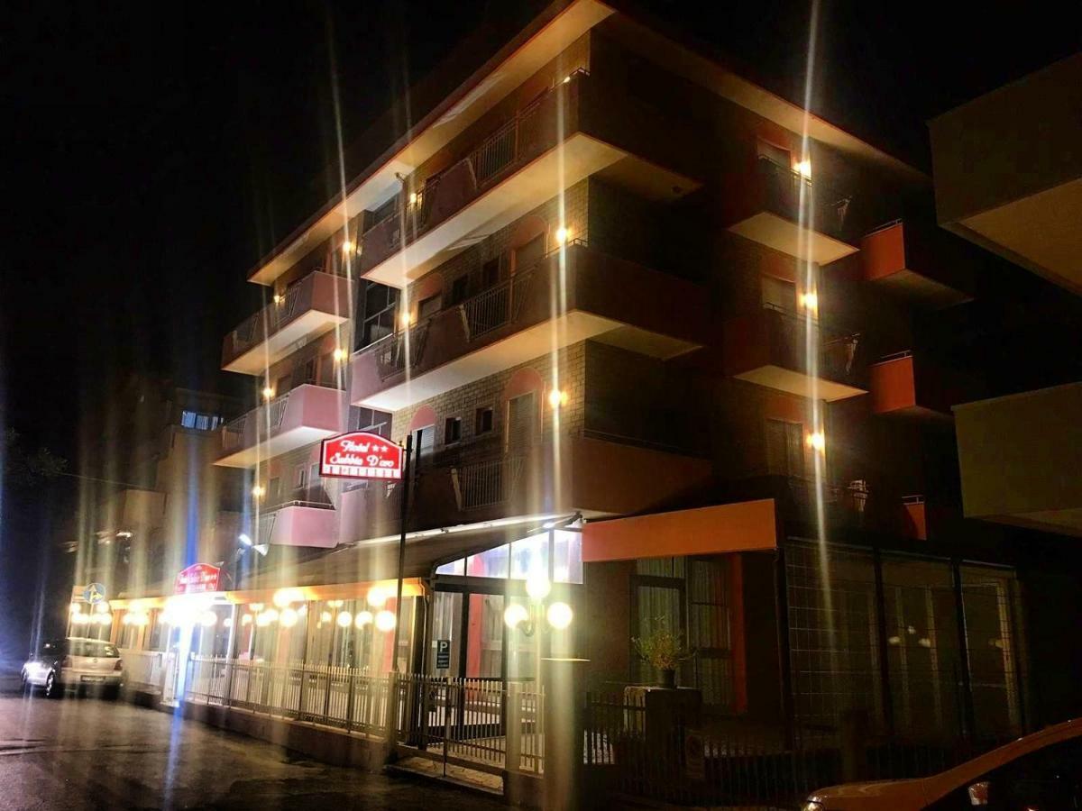Hotel Sabbia D'Oro Rimini Kültér fotó